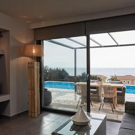 Vila Sea Front