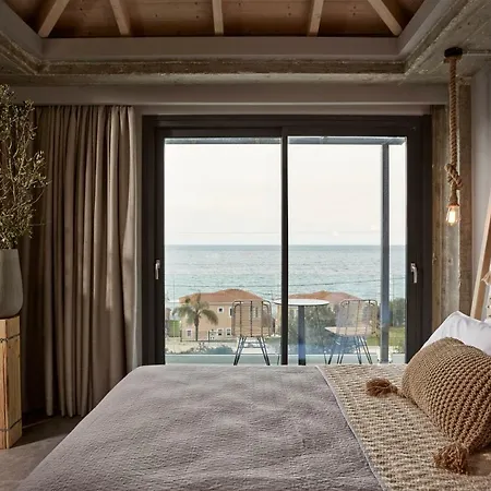 Villa Sea Front Spathíon